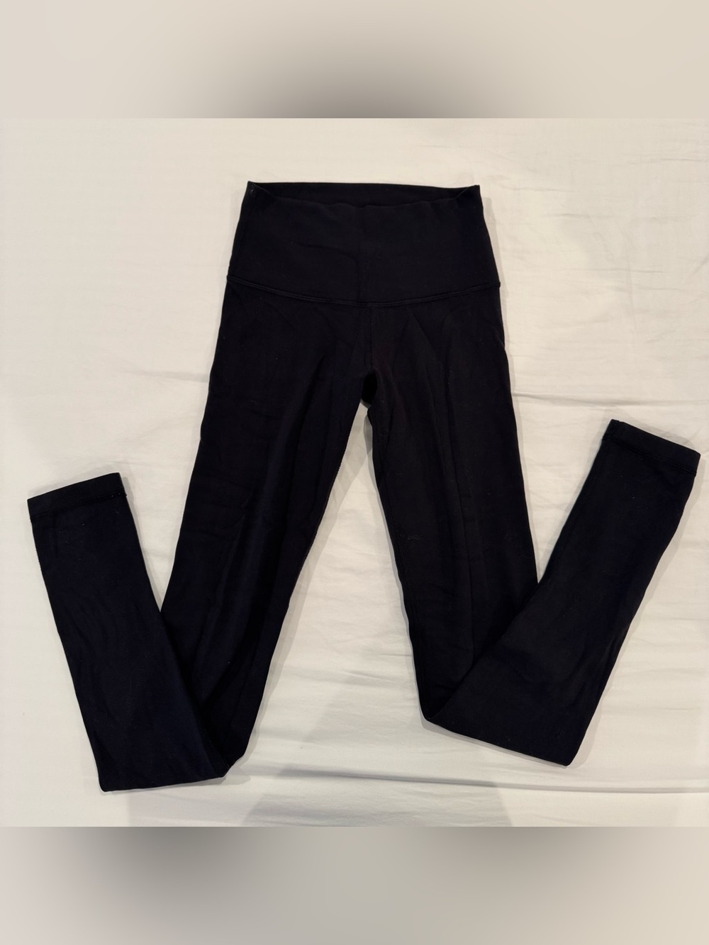 Aritzia Tna Butter High-Waist Black Leggings in xxs